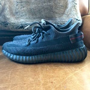 Pirate Black Yeezy, size 6 1/2